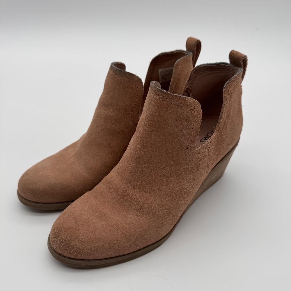 TOMS Kelsie Tan Suede Wedge Ankle Booties V-Cut Side Womens 7‎ Cottage Core